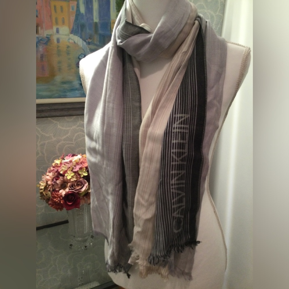 PRICE DROP! Beautiful Soft Calvin Klein Scarf